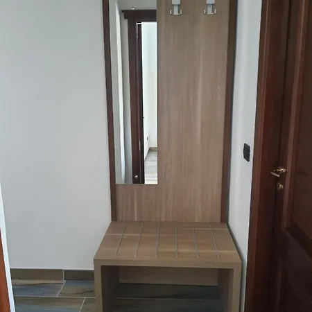 Luxury House Diamante